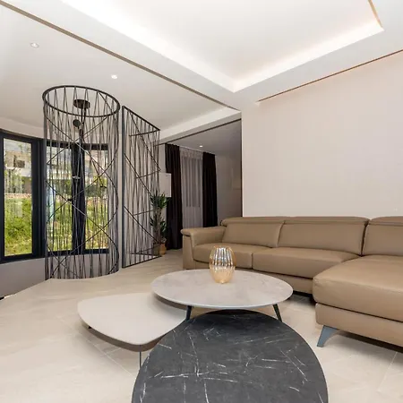 Vila Aurelia 2 Makarska Exterior photo