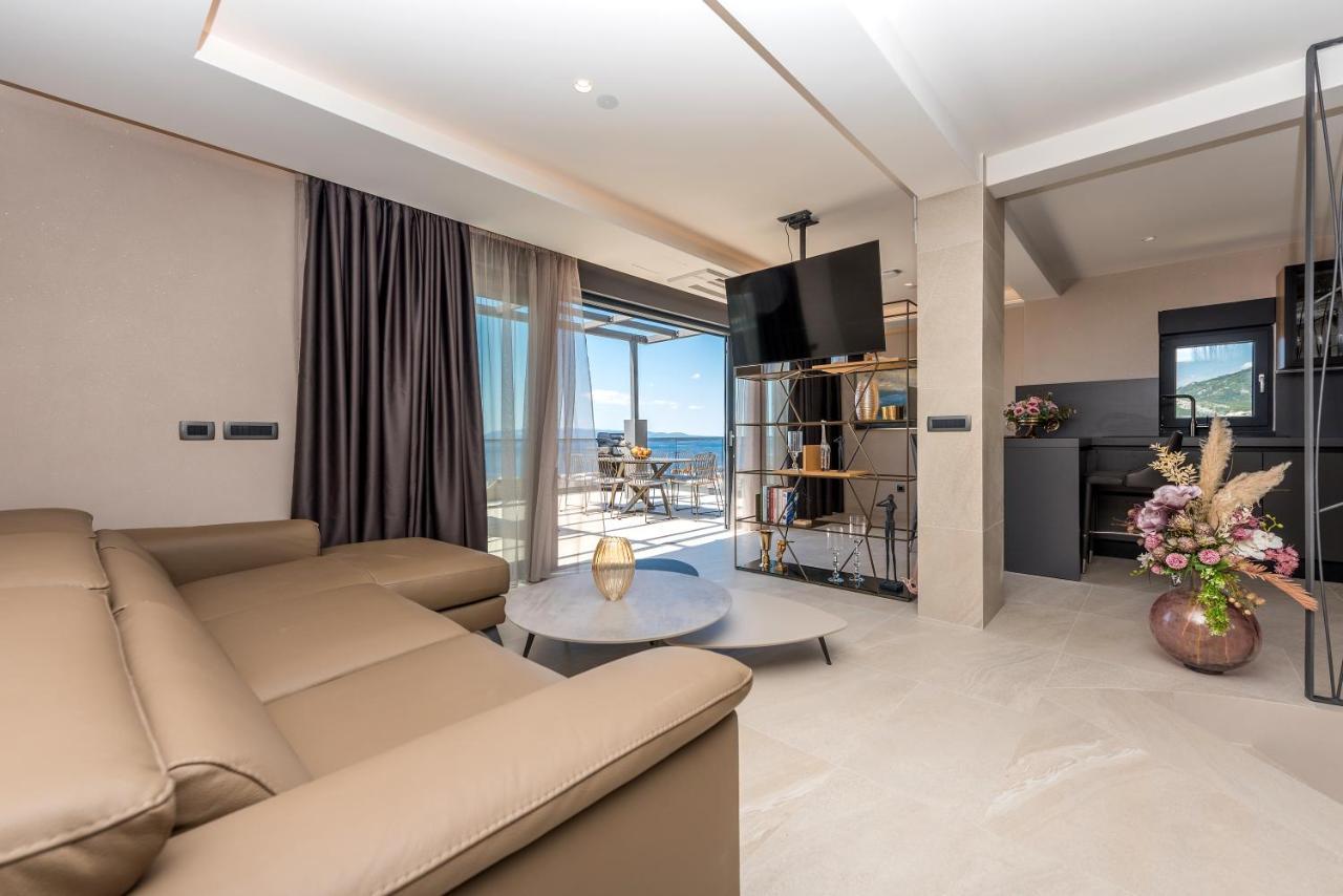 Aurelia 2 Villa